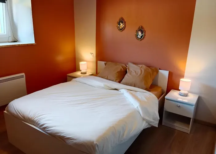 Au Chaleureux Carli Hébergement de vacances Sorlhac